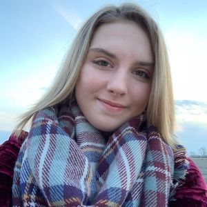 Meet your Posher, Shawna